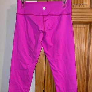 Lululemon cropped leggings